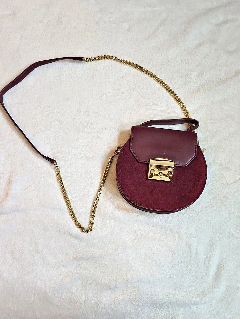 Round Crossbody Bag in Burgundy